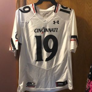 Cincinnati Bearcats football jersey